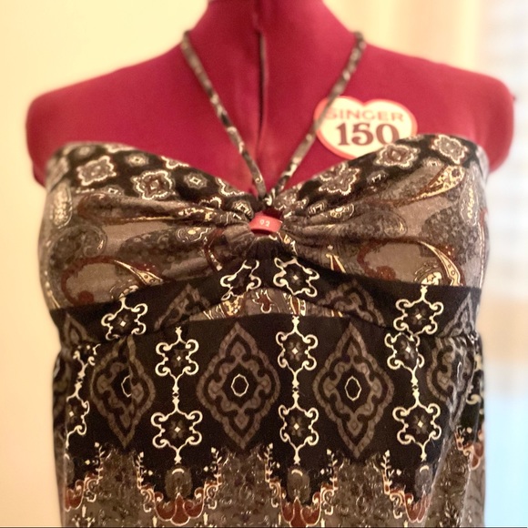 Halter Top - Picture 4 of 4